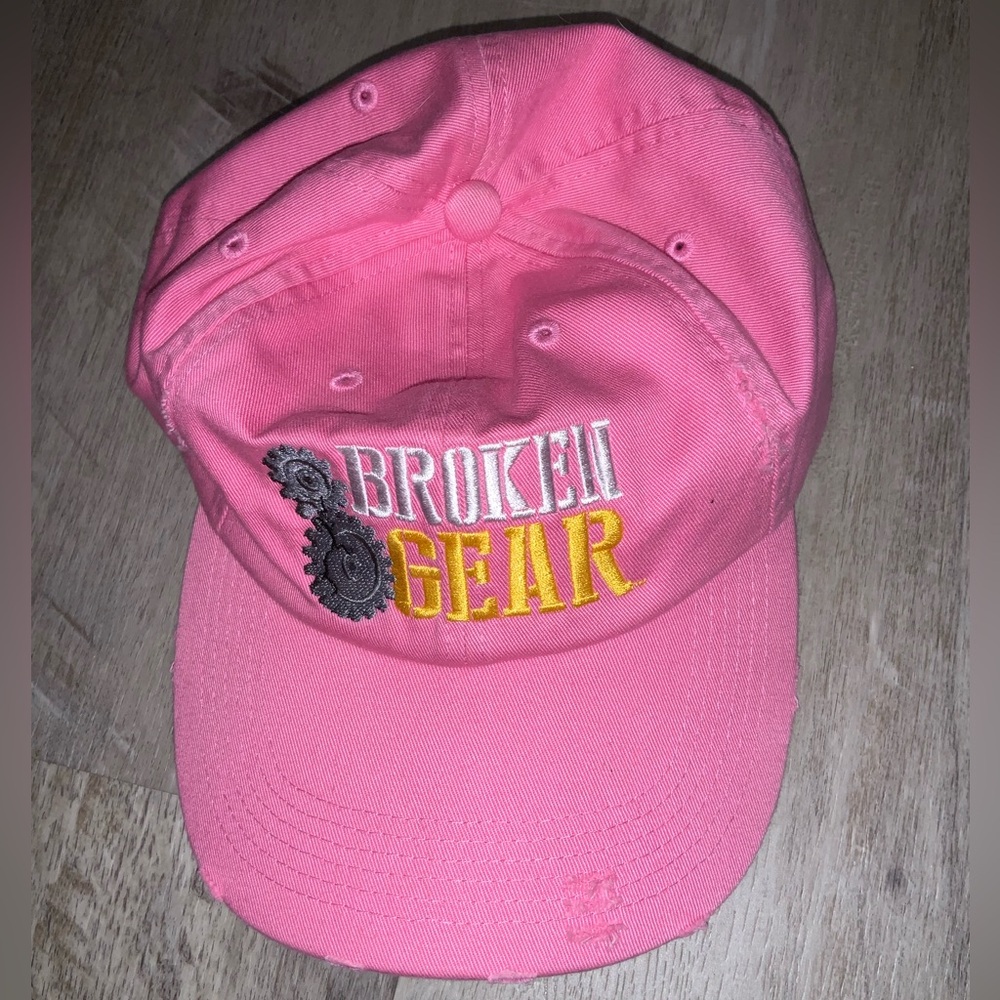 (Bin 4) DIST RICT, Pink Broken Gear Cap, OS